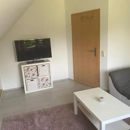 Schoene 4-zi -fewo Nahe Ostsee Mit Tollem Garten *