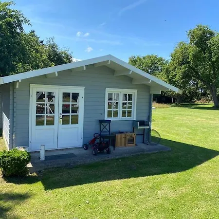 Schoene 4-zi -fewo Nahe Ostsee Mit Tollem Garten Apartamento Bendfeld