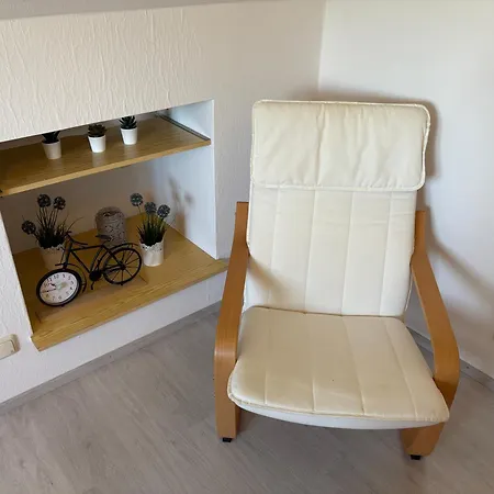 Schoene 4-zi -fewo Nahe Ostsee Mit Tollem Garten Bendfeld